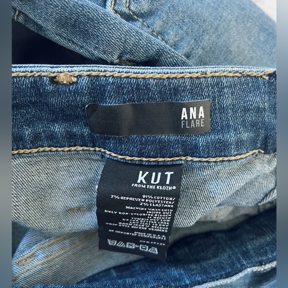 Kut From The Kloth Ana Mid Rise Flare Denim Jeans Size 00 - Picture 6 of 7